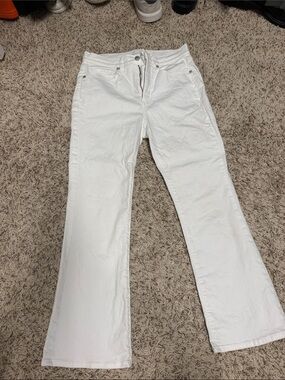 White High-Rise kick crop Jeans